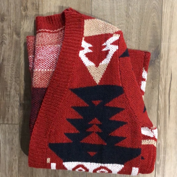 Like new! - AZTEC Print Open Placket Knit Cardi Sweater - Picture 3 of 10